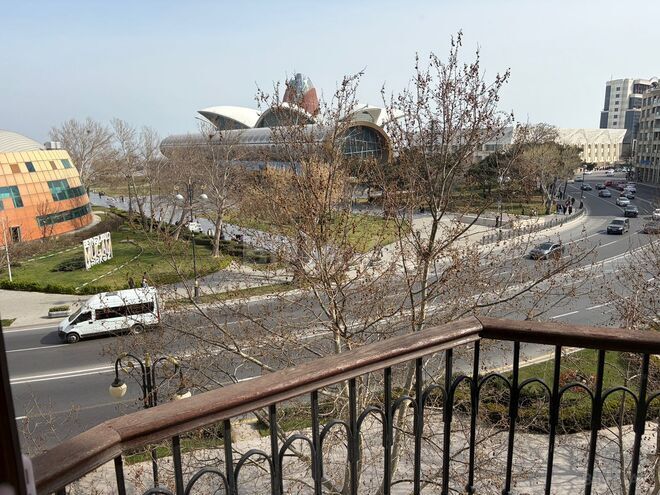 Продаётся  объект 92.4 м², м. Ичеришехер, photo 1 from 16