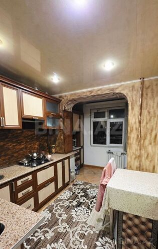 Satılır 2 otaqlı köhnə tikili 65 m², Xalqlar Dostluğu m., photo 11 from 12