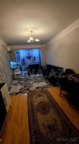 Satılır 2 otaqlı köhnə tikili 65 m², Xalqlar Dostluğu m., photo 1 from 12