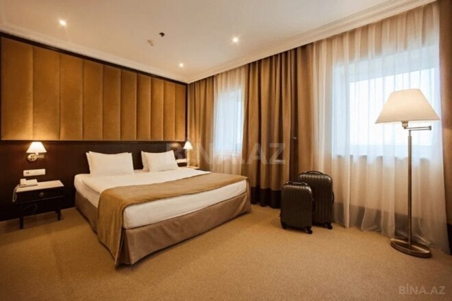 Satılır  obyekt 1 200 m², Səbail r., photo 1 from 6