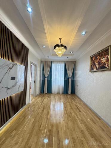 Продаётся 3-комн. новостройка 74 м², м. Кара Караев, photo 1 from 13