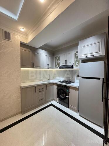 Продаётся 3-комн. новостройка 74 м², м. Кара Караев, photo 8 from 13