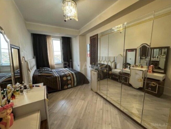 Продаётся 3-комн. новостройка 91 м², Абшеронcкий  р., photo 3 from 19