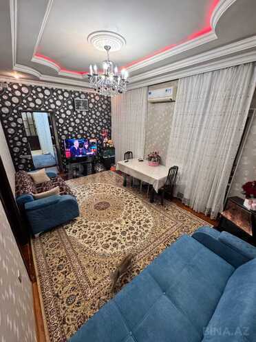 Satılır 3 otaqlı köhnə tikili 75 m², Bayıl q., photo 1 from 10