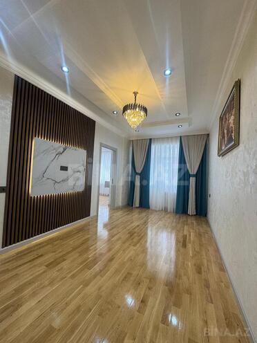 Продаётся 3-комн. новостройка 74 м², м. Кара Караев, photo 1 from 21