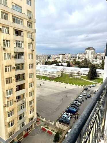 Продаётся 3-комн. новостройка 106 м², м. Ази Асланов, photo 13 from 15