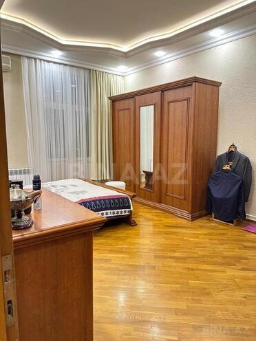 Продаётся 3-комн. вторичка 80 м², Насиминский  р., photo 8 from 11