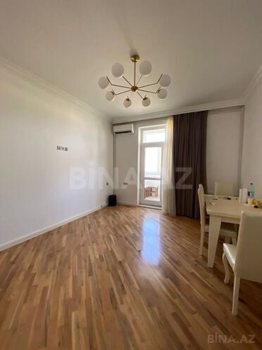 Satılır 2 otaqlı köhnə tikili 68 m², 28 May m., photo 9 from 15
