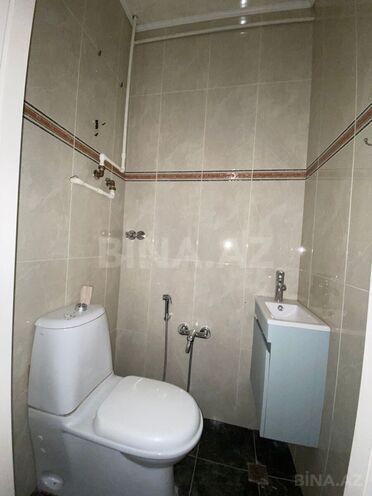 Satılır 2 otaqlı köhnə tikili 68 m², 28 May m., photo 12 from 15