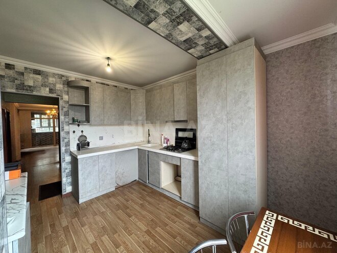 Satılır 4 otaqlı köhnə tikili 100 m², Bakıxanov q., photo 14 from 19