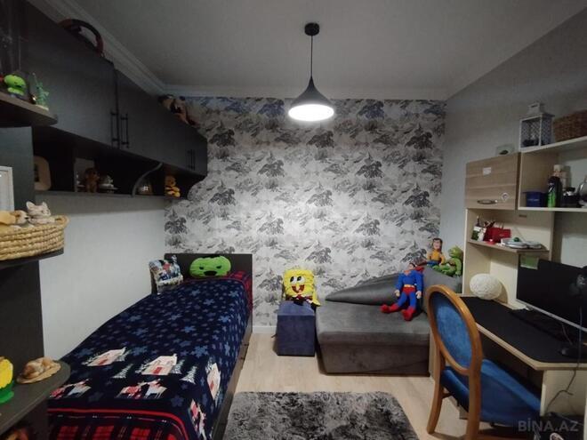 Продаётся 3-комн. вторичка 65 м², Бинагадинский р., photo 18 from 20