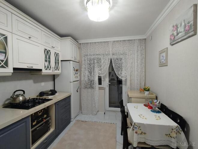 Продаётся 3-комн. вторичка 65 м², Бинагадинский р., photo 8 from 20