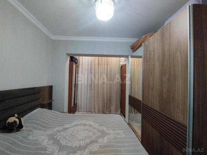 Продаётся 3-комн. вторичка 65 м², Бинагадинский р., photo 11 from 20
