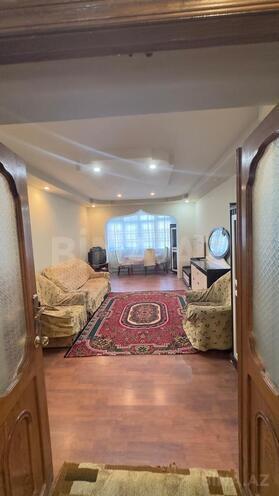 Сдаётся 3-комн. вторичка 100 м², пос. 8-й километр, photo 1 from 18