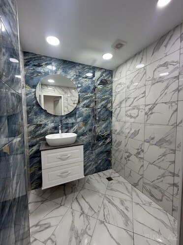 Продаётся 2-комн. вторичка 65 м², м. Ази Асланов, photo 8 from 12