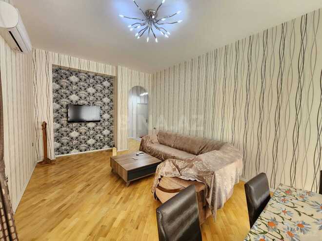 Сдаётся 2-комн. новостройка 107 м², м. Ичеришехер, photo 1 from 13