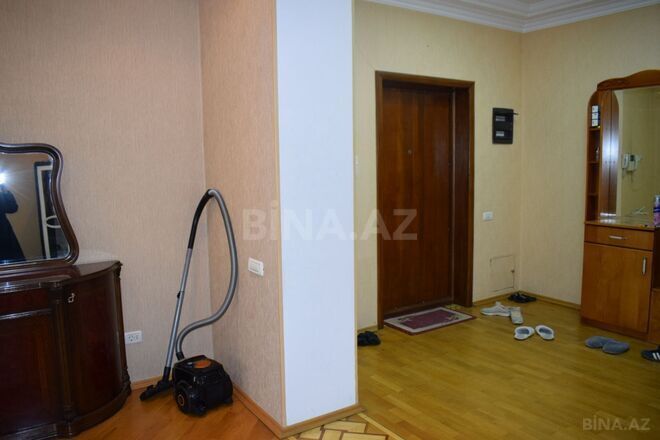 İcarəyə verilir 3 otaqlı yeni tikili 145 m², 28 May m., photo 13 from 17