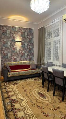 Сдаётся 2-комн. вторичка 50 м², м. Нефтчиляр, photo 3 from 12