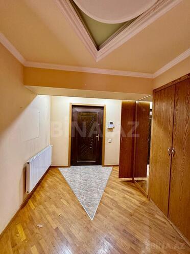 Продаётся 3-комн. вторичка 137 м², м. 28 мая, photo 3 from 25