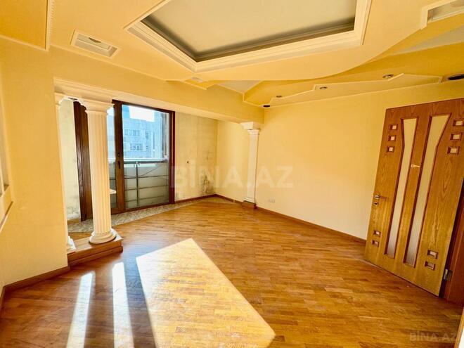 Продаётся 3-комн. вторичка 137 м², м. 28 мая, photo 9 from 25