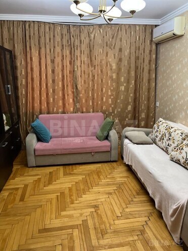 İcarəyə verilir 3 otaqlı köhnə tikili 85 m², Xalqlar Dostluğu m., photo 4 from 11