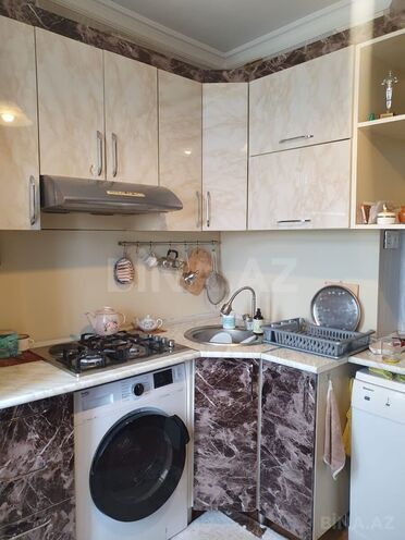 Satılır 2 otaqlı köhnə tikili 60 m², Bakıxanov q., photo 9 from 13