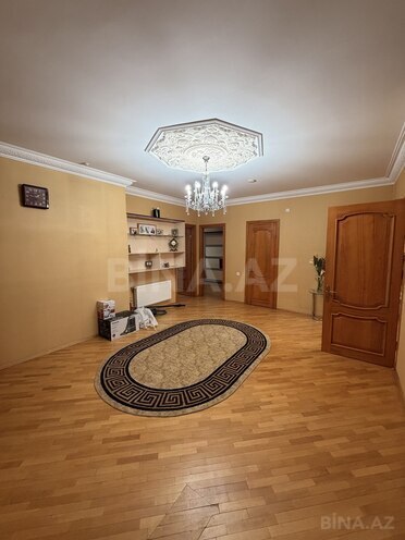 Сдаётся 3-комн. новостройка 148 м², м. Низами, photo 6 from 18