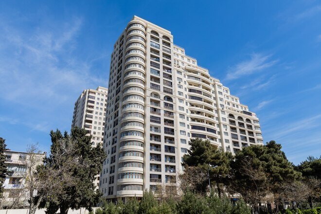Продаётся 4-комн. новостройка 172 м², пос. Бакиханова, photo 1 from 7