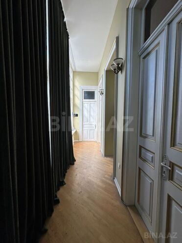 Сдаётся 3-комн. офис 130 м², м. Низами, photo 11 from 14