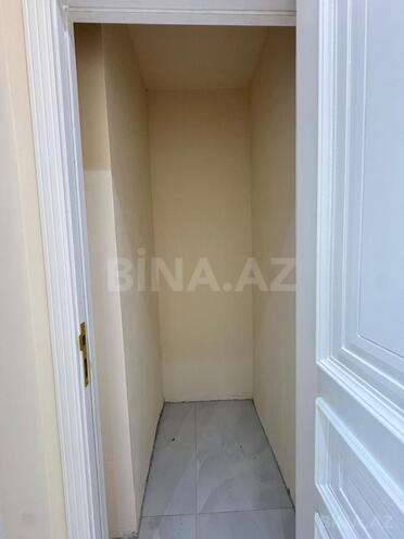 Satılır 4 otaqlı köhnə tikili 105 m², Xalqlar Dostluğu m., photo 13 from 15