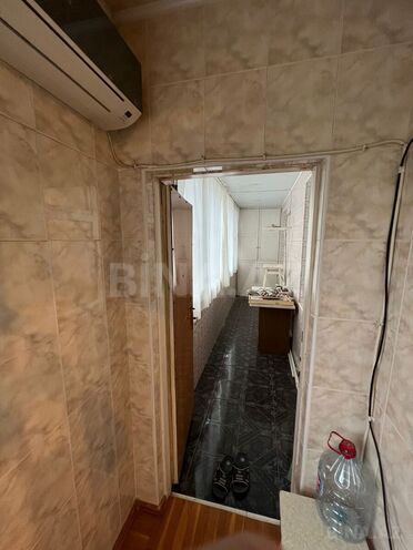 Сдаётся 3-комн. вторичка 100 м², м. Кара Караев, photo 13 from 18