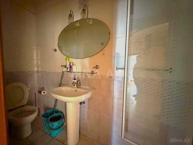 Продаётся 5-комн. вторичка 160 м², м. Низами, photo 20 from 22