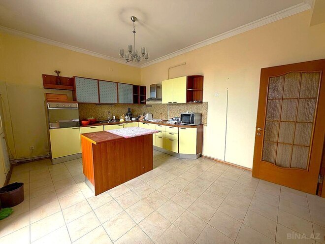 Продаётся 5-комн. вторичка 160 м², м. Низами, photo 19 from 22