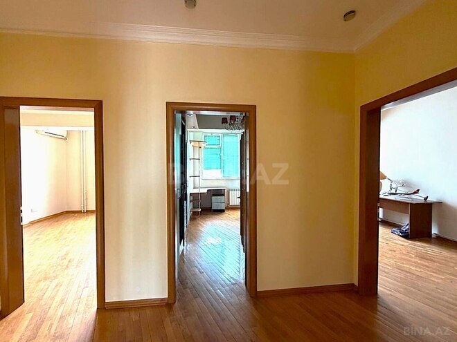 Продаётся 5-комн. вторичка 160 м², м. Низами, photo 17 from 22