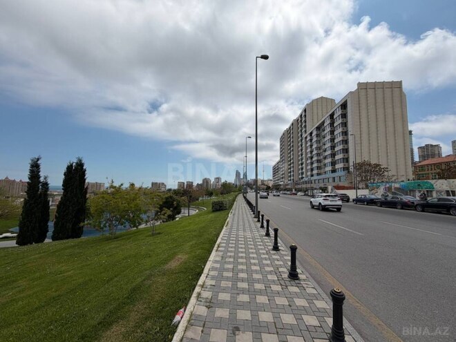 Продаётся 5-комн. вторичка 160 м², м. Низами, photo 3 from 22