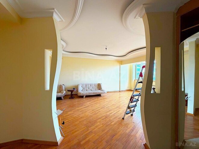 Продаётся 5-комн. вторичка 160 м², м. Низами, photo 12 from 22