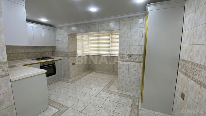Satılır 4 otaqlı köhnə tikili 150 m², 28 May m., photo 23 from 26