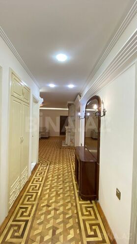 Satılır 4 otaqlı köhnə tikili 150 m², 28 May m., photo 8 from 26