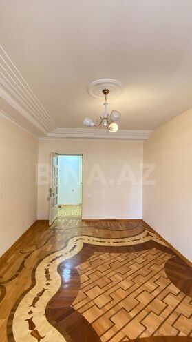 Satılır 4 otaqlı köhnə tikili 150 m², 28 May m., photo 13 from 26