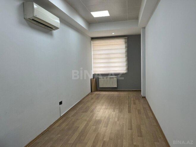 Сдаётся 1-комн. офис 30 м², м. Нариман Нариманов, photo 1 from 5