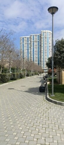 Продаётся 3-комн. новостройка 135 м², Ясамальский р., photo 1 from 13