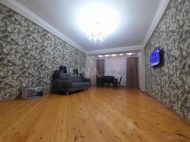 Продаётся 2-комн. новостройка 72 м², м. Нефтчиляр, photo 3 from 9