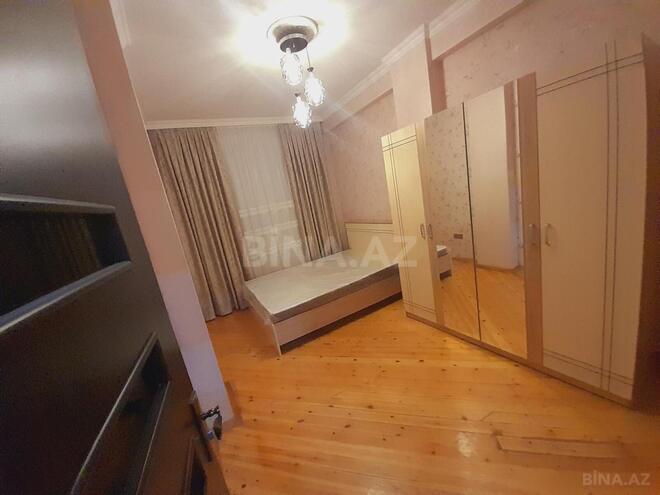 Продаётся 2-комн. новостройка 72 м², м. Нефтчиляр, photo 4 from 9