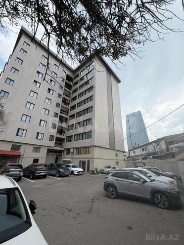 Satılır 2 otaqlı köhnə tikili 76 m², 28 May m., photo 19 from 21