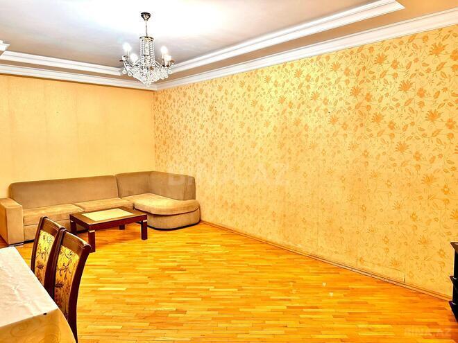Продаётся 3-комн. новостройка 88 м², м. Низами, photo 4 from 17