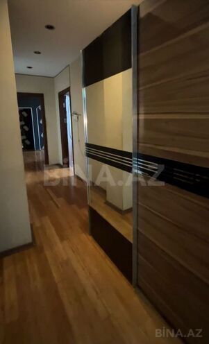 Продаётся 3-комн. новостройка 80 м², м. Кара Караев, photo 3 from 8
