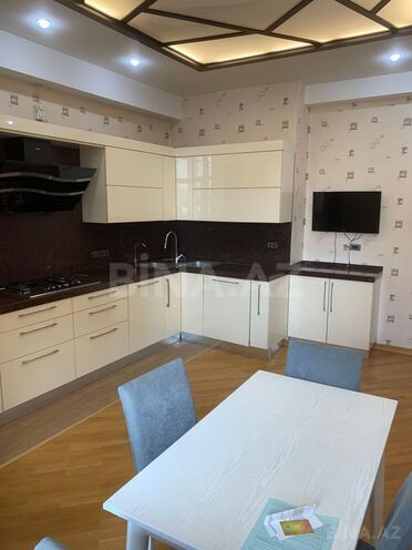 Сдаётся 3-комн. новостройка 170 м², м. Элмляр Академиясы, photo 14 from 23