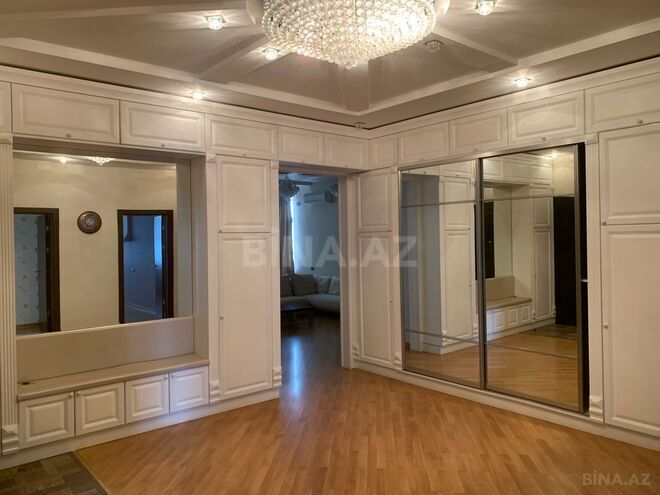 Сдаётся 3-комн. новостройка 170 м², м. Элмляр Академиясы, photo 21 from 23