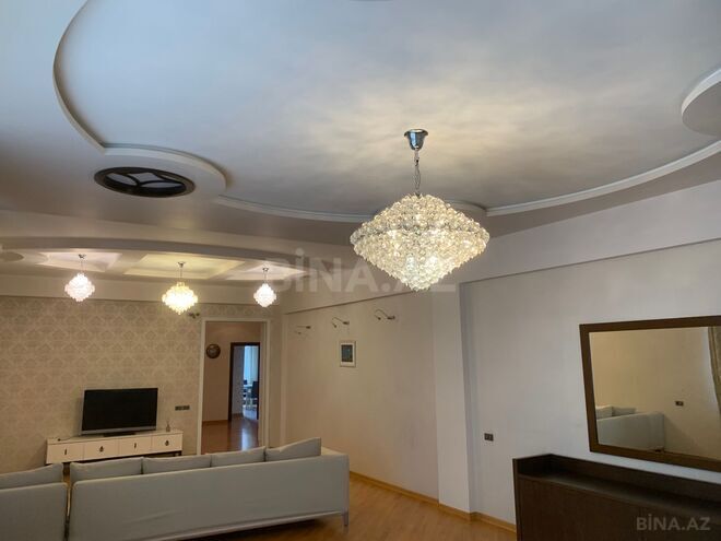 Сдаётся 3-комн. новостройка 170 м², м. Элмляр Академиясы, photo 9 from 23