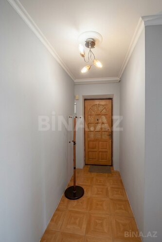 Продаётся 1-комн. вторичка 35 м², м. Низами, photo 5 from 9